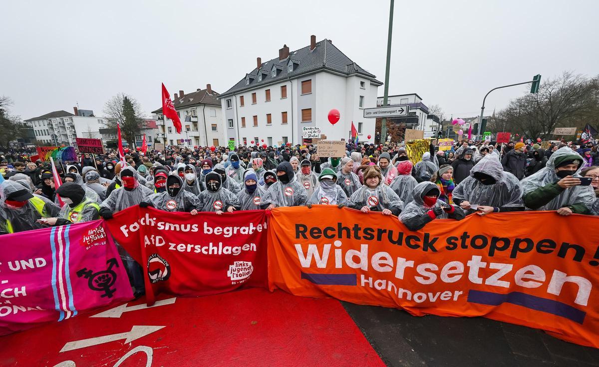 AfD refunda su organización juvenil bajo el nombre 'Generación Alemania' entre protestas