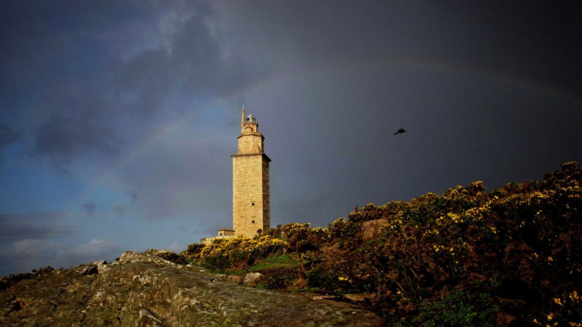 Arco iris sobre la Torre de Hércules