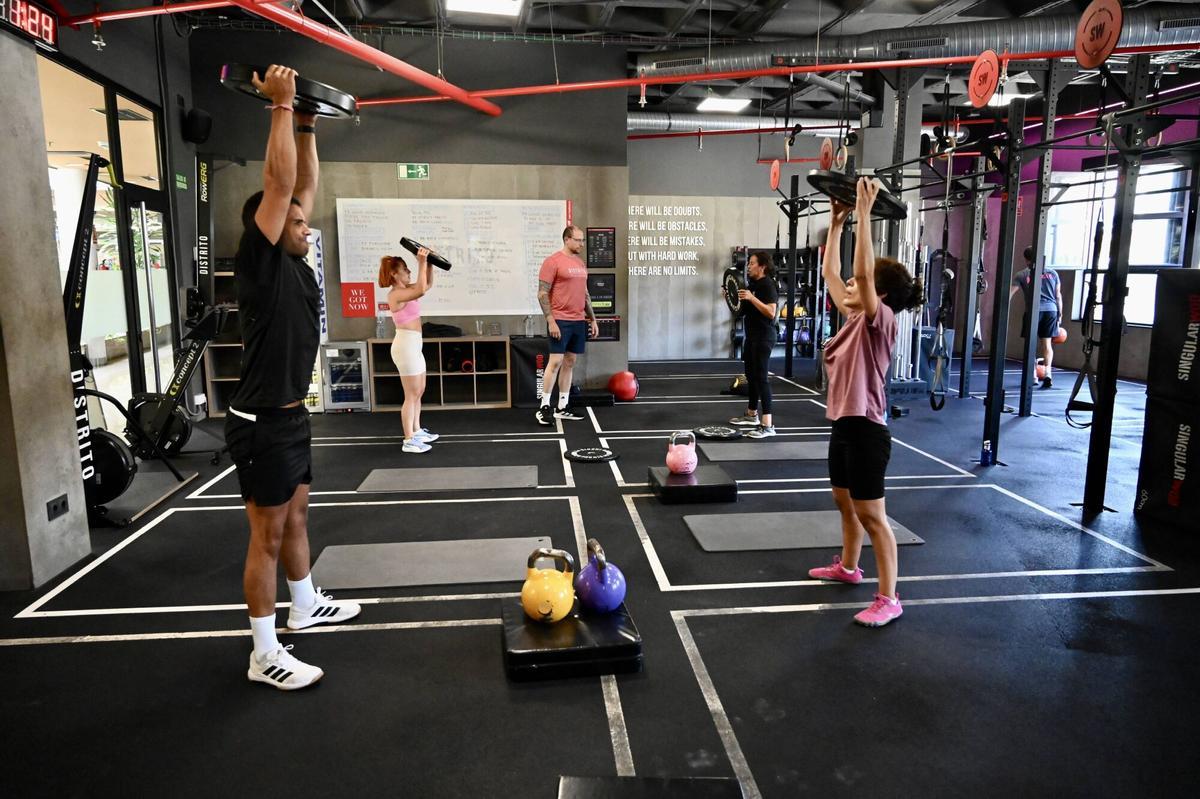 POIO.Reportaje sobre el gimnasio Distrito 360 en Centro Comercial A Barca
