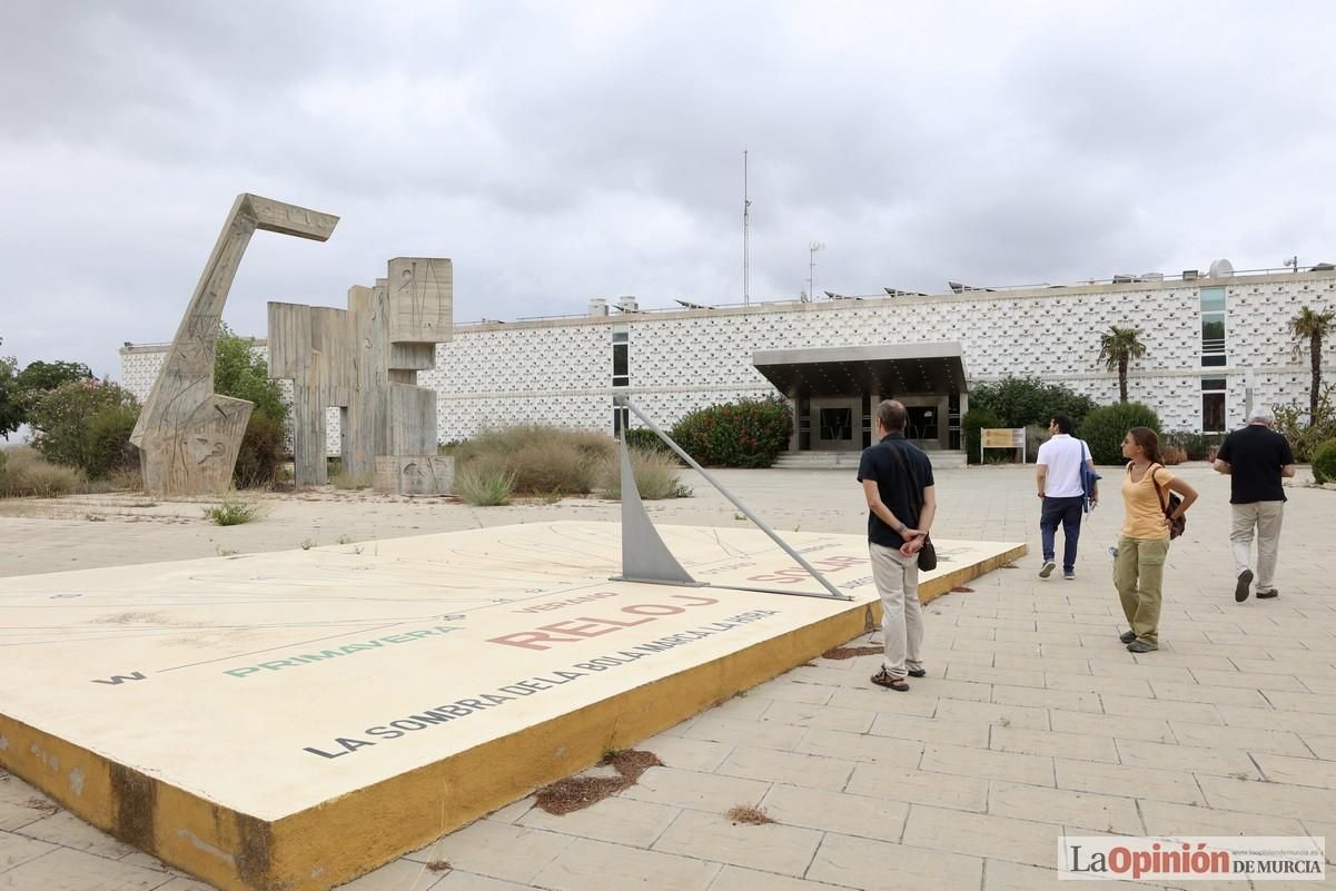 Obras de rehabilitación de la Casa del Agua junto al embalse de Santomera.