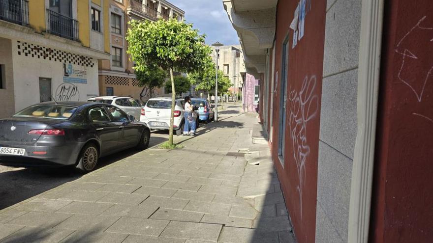 Acera hundida en la calle Atranco. | G.N.