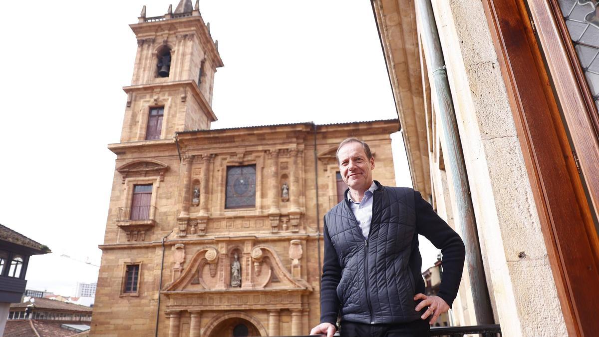 Prudhomme, en el Ayuntamiento de Oviedo