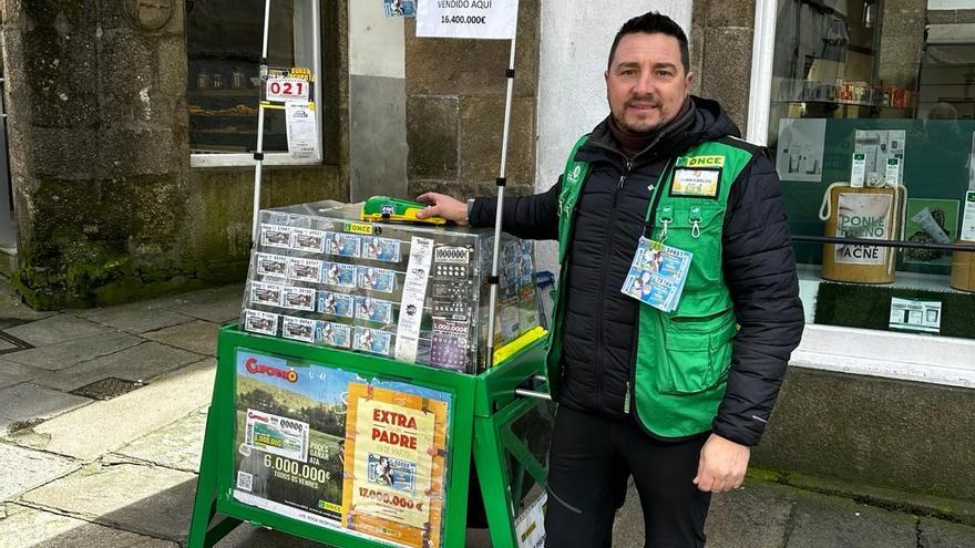 El repartidor de la suerte de Santiago está en Porta Faxeira: &quot;Con este premio hago hat trick&quot;