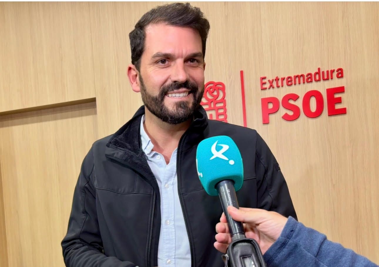 Sánchez Cotrina, este lunes en Cáceres, antes de participar en la Ejecutiva Provincial del PSOE.