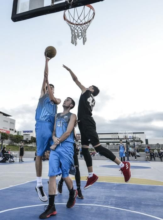 01/12/2018 LAS PALMAS DE GRAN CANARIA. Partido ...