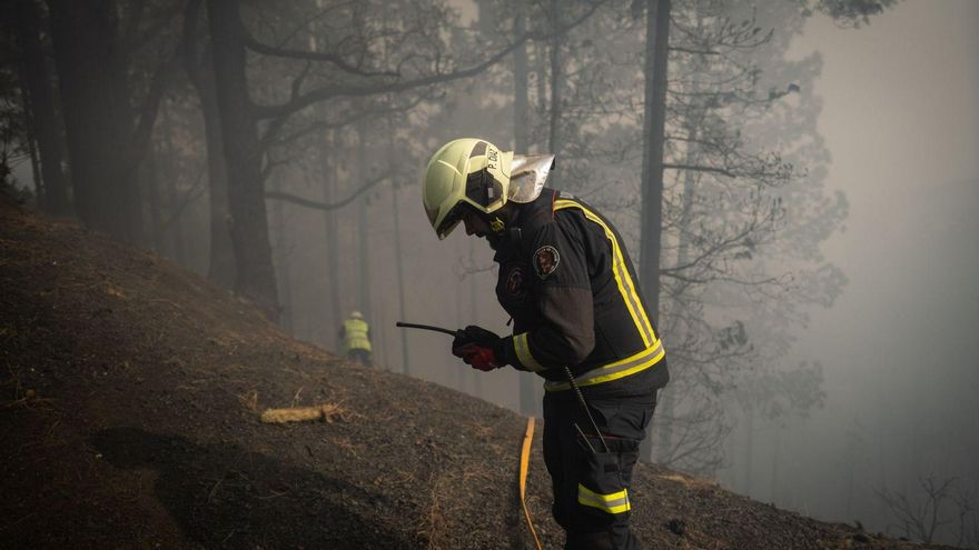 El incendio de Tenerife calcina la Corona Forestal de La Orotava