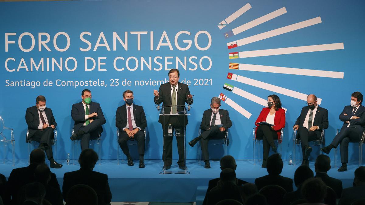 Vara interviene en el Foro Santiago, donde se aborda la financiación autonómica.