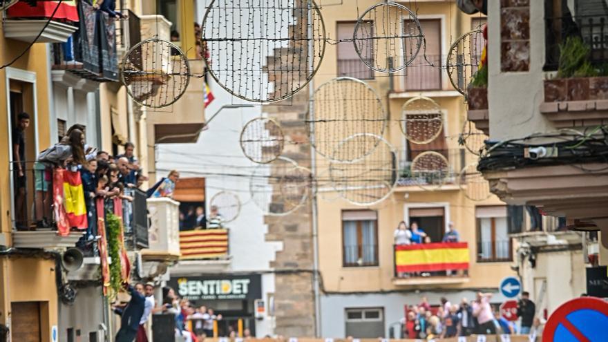 Las mejores imágenes del segundo encierro de toros cerriles de la Fira d&#039;Onda 2023