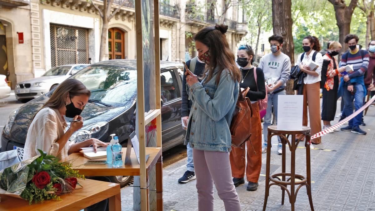 Sant Jordi teletransportat a Gigamesh Sant Jordi teletransportat a Gigamesh