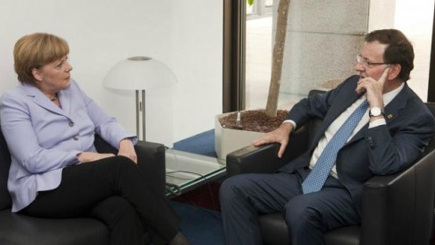 Rajoy se reúne con Merkel antes del inicio del Consejo Europeo