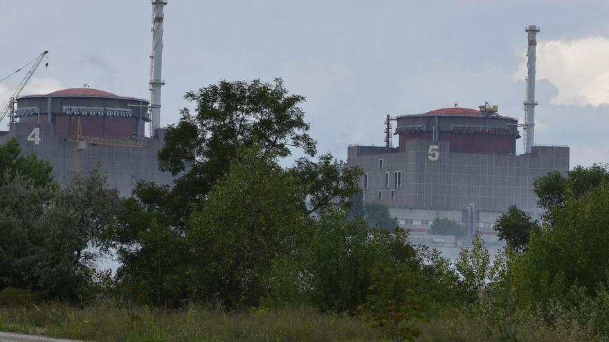 Un incendi desconecta la central nuclear de Zaporíjia de la xarxa