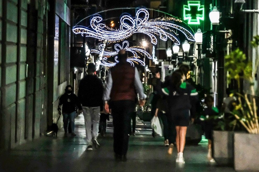 Encendido navideño en la Plaza de Santa Ana