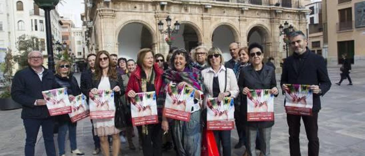 Tiendas del centro protestan contra la política comercial