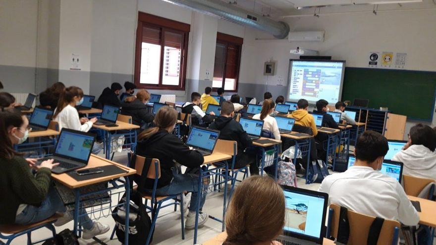 Alumnos en un aula del IES Aguilar y Eslava.