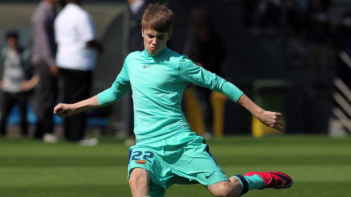 Justin Bieber espectador de lujo en el entrenamiento del Barça