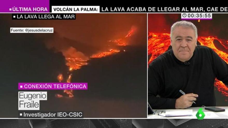 Ferreras vuelve a trasnochar en laSexta: informa en directo de la llegada al mar de la lava del volcán de La Palma