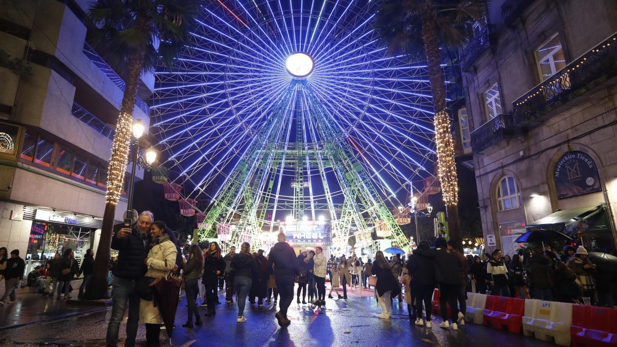 Imagen reciente de la espectacular noria de Vigo