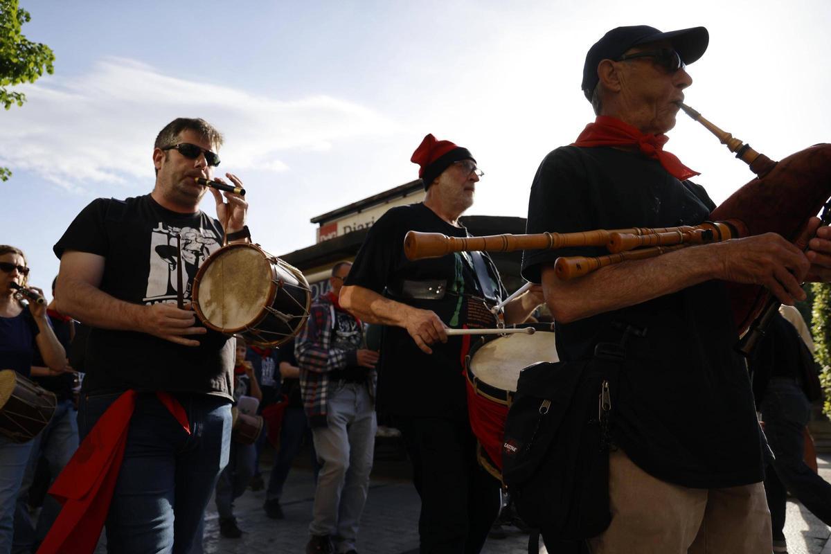 Fotos de les Festes de Primavera, amb espectacles de circ i la trobada de sacaires