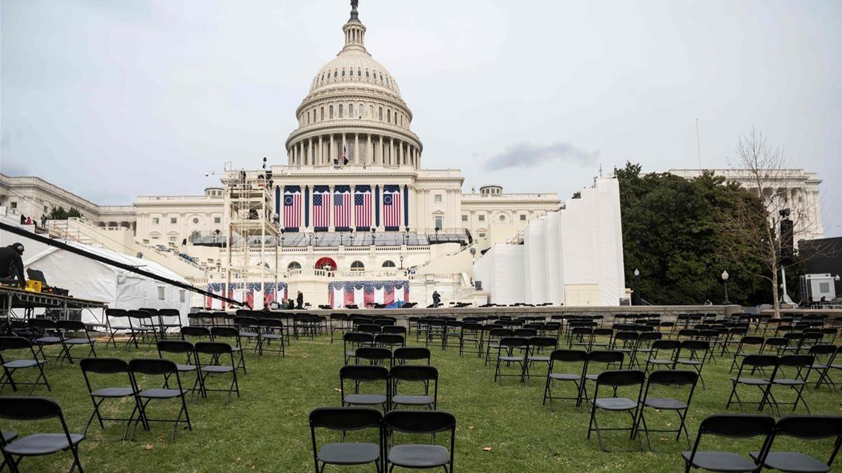 Preparativos para la ceremonia de inauguración del presidente electo Joe Biden en el Capitolio de los EE. UU.