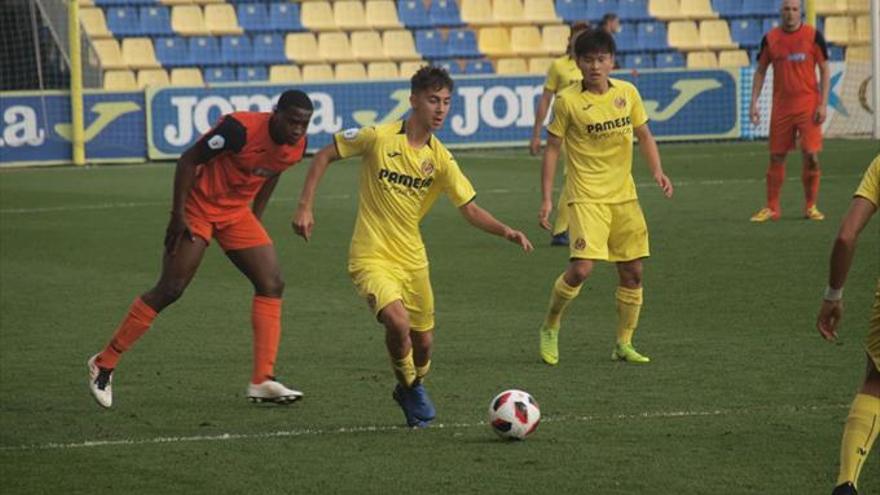 El Torre Levante deja sin regalos al Villarreal C