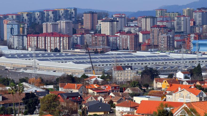 Vistas de las instalaciones de Stellantis Vigo y la red eléctrica de suministro.