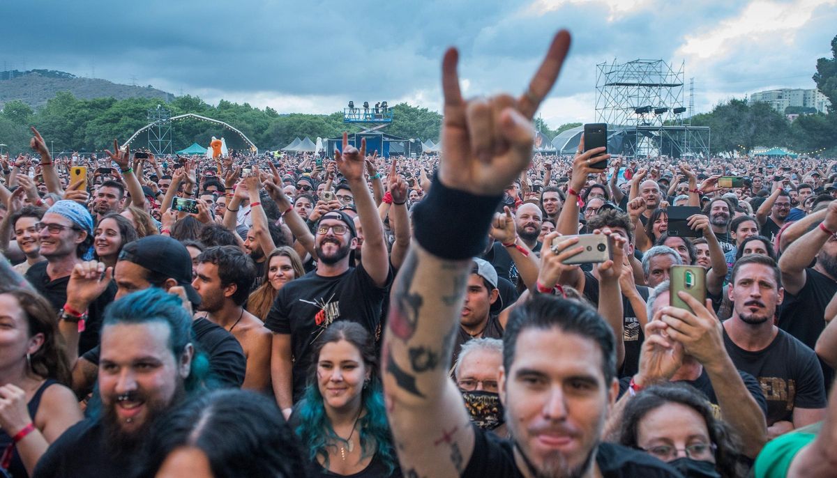 Ambiente y público en Can Zam durante el festival Rock Fest Barcelona en 2022 Ambiente y público en Can Zam durante el festival Rock Fest Barcelona en 2022