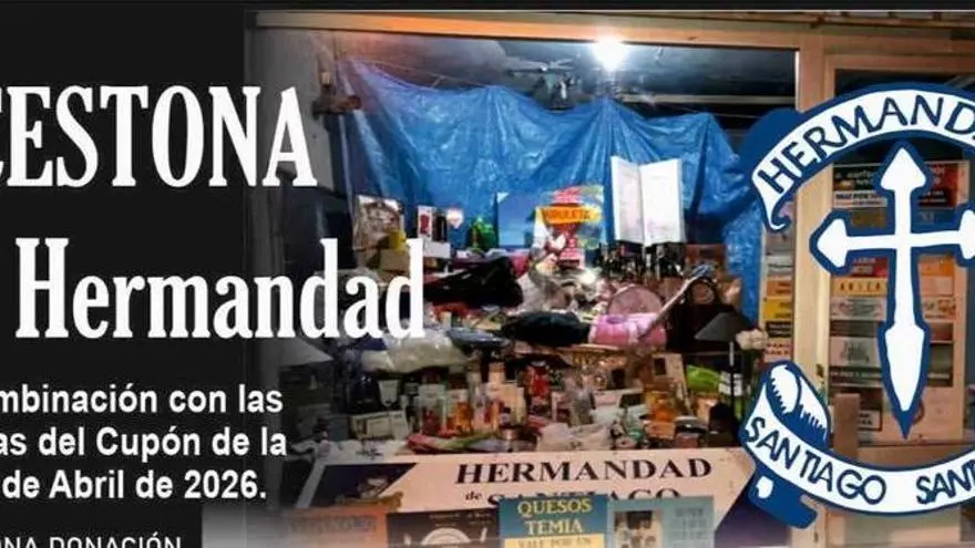 La Cestona de la Hermandad, un cargamento con jamones, tocinillo, tartas, ropa, invitaciones a restaurantes y hasta cortes de pelo