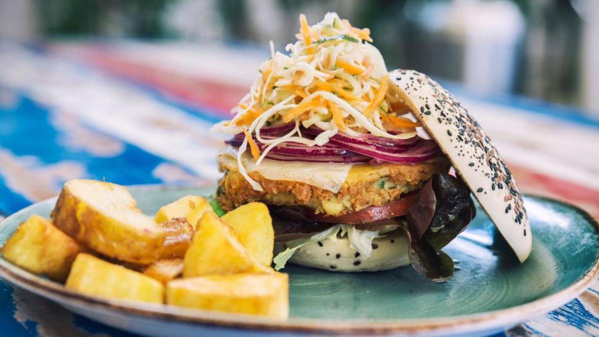La hamburguesa vegetariana Ali Babá es una de las novedades. | VINYL