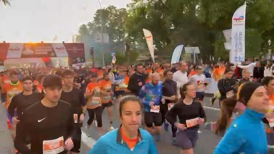 La salida de la 10K de la TotalEnergies Murcia Maratón Costa Cálida