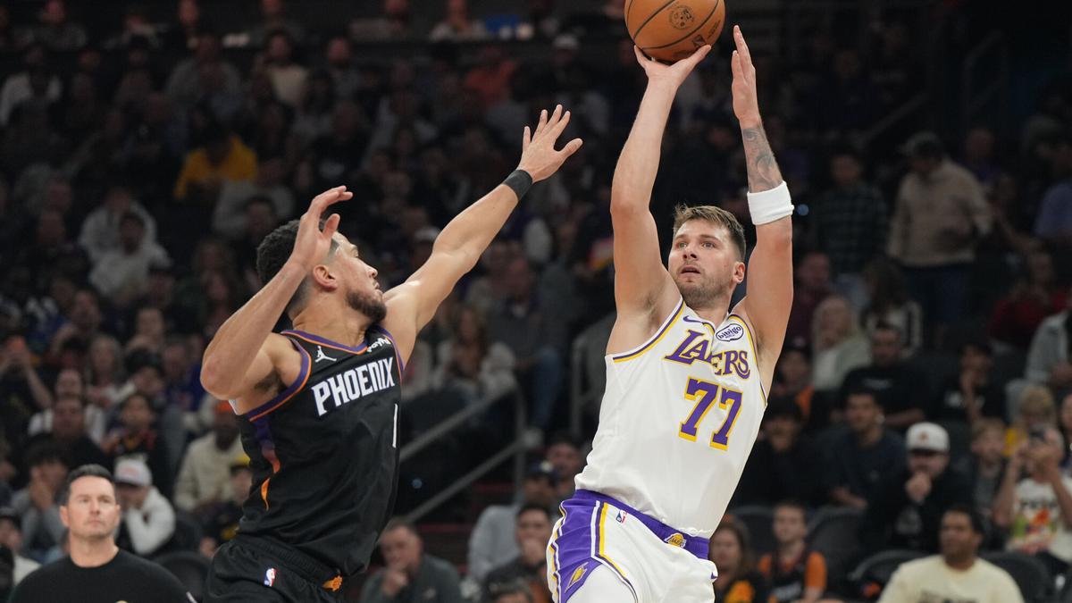 Luka Doncic brilló en el triunfo de los Lakers ante Phoenix