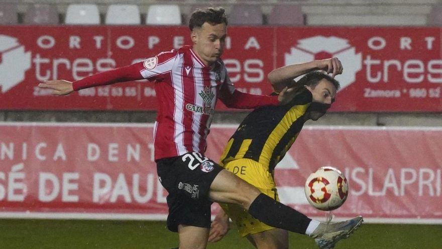 Cultural Leonesa-Zamora CF: Más de 500 asientos para intentar &quot;tumbar&quot; al líder