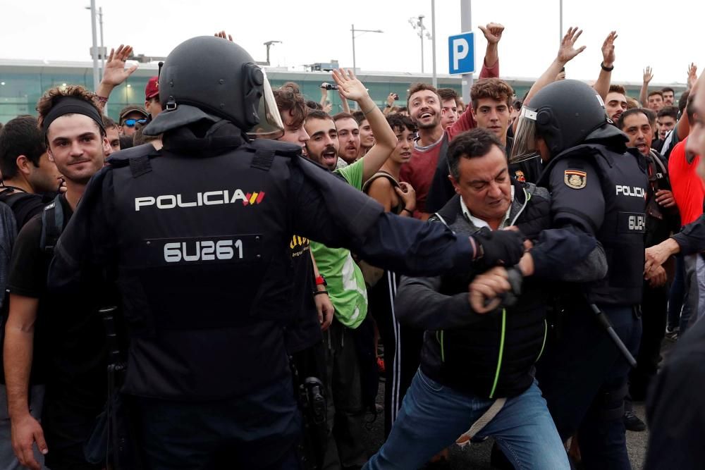 Tensión en El Prat tras la sentencia del ''procés''