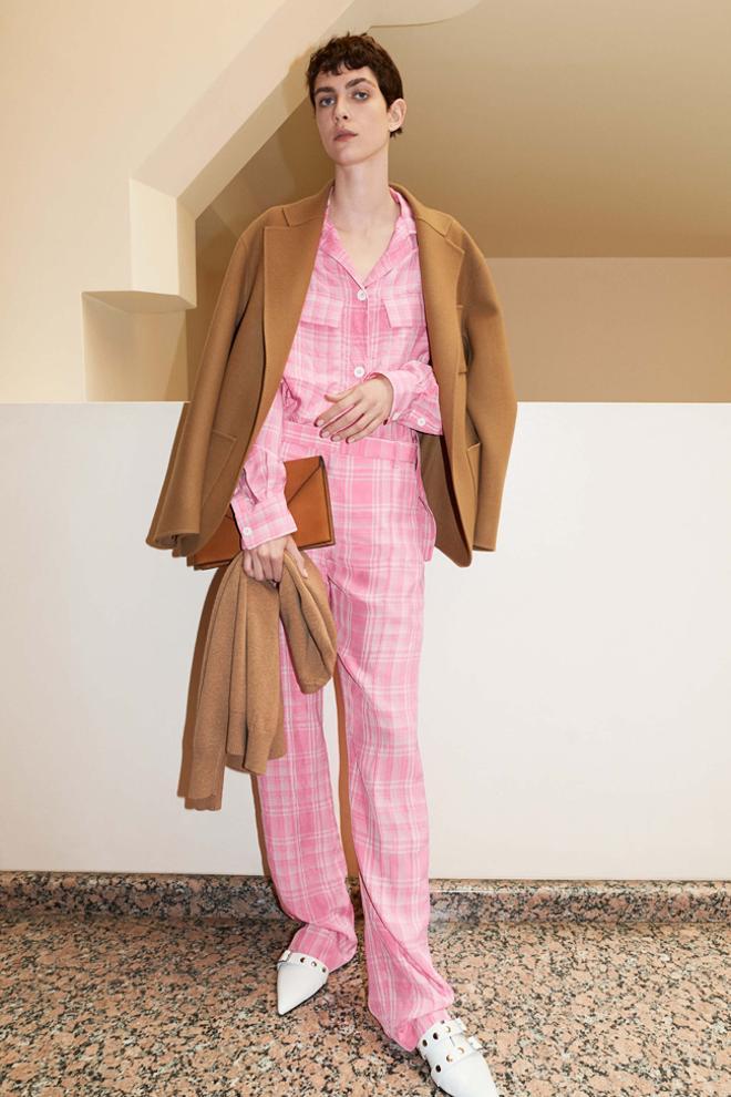 Pijama rosa de la colección de Victoria Beckham Resort 2018