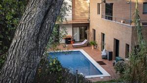 Una piscina en una vivienda particular en Barcelona