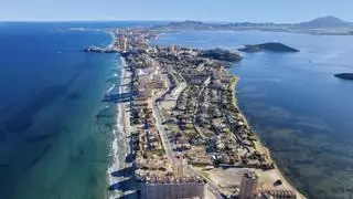 La Miami española, la calle más larga de España que está entre dos mares
