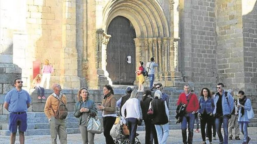 El turismo rural en Extremadura denuncia pérdidas en las reservas del 28% por las ofertas ilegales
