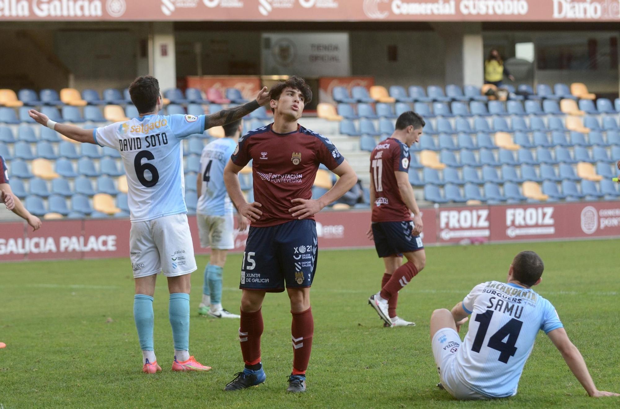 El Pontevedra CF se ahoga ante el Compostela