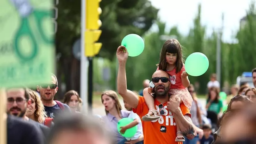 Manifestación en Zaragoza en defensa de la escuela pública