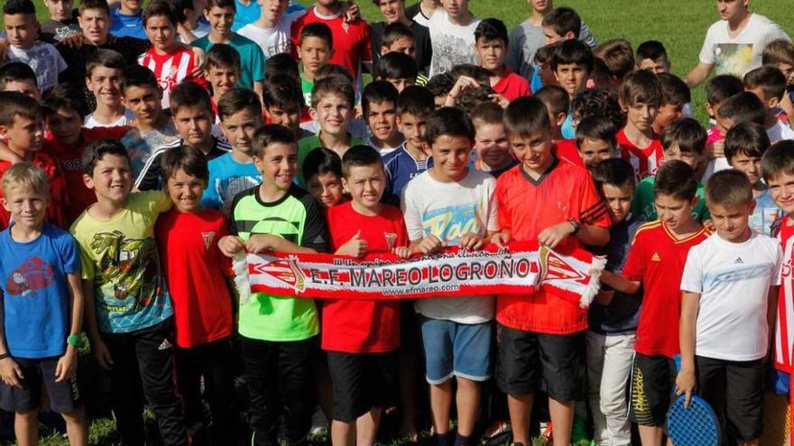 Foto de familia de los participantes en el primer turno del campus de Mareo.