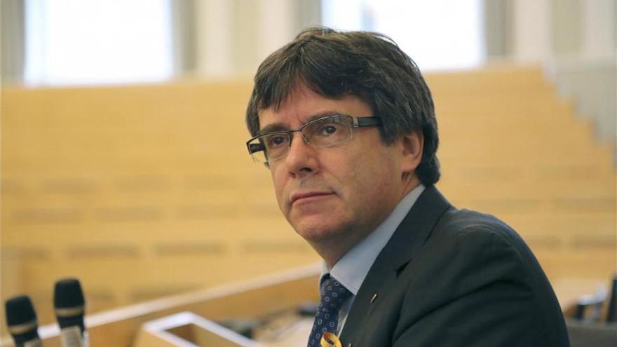 Puigdemont comparecerá ante la policía de Finlandia