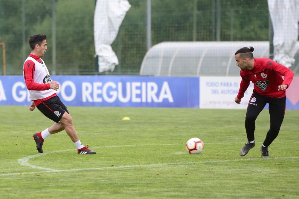 Los jugadores aumentan el ritmo en una nueva sesión para preparar la visita del Extremadura UD el próximo domingo a Riazor.