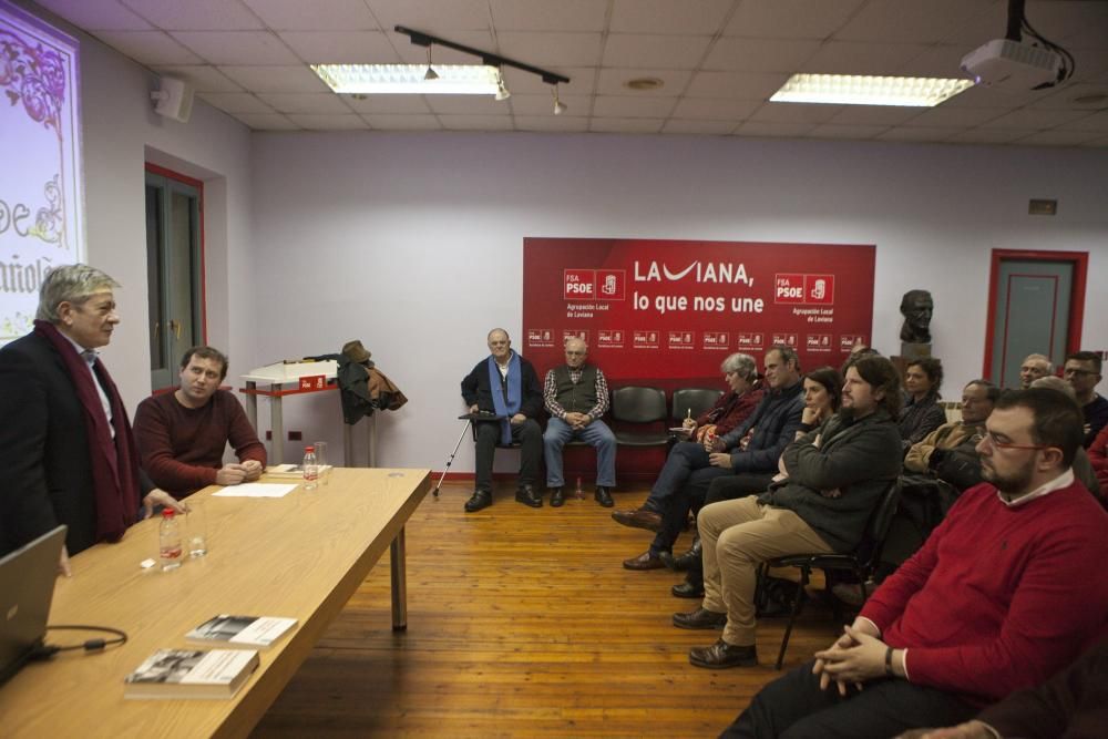 Conferencia de Enrique Barón en Laviana