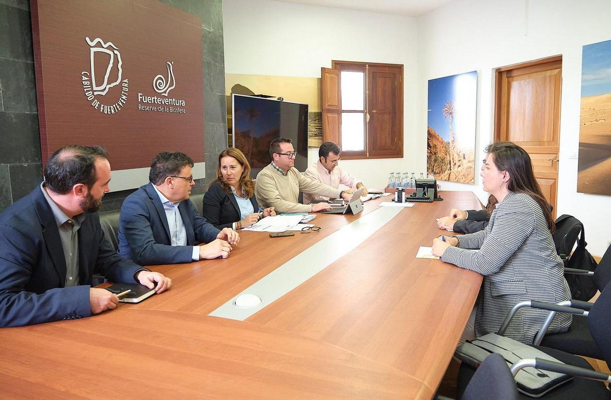 El Gobierno de Canarias estudia la nueva ubicación y redactará el proyecto de la desaladora del sur de Fuerteventura.