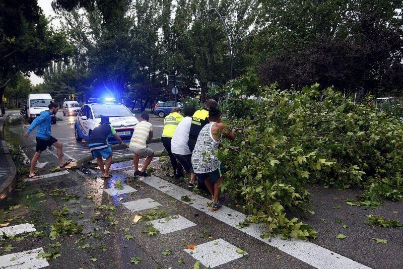 Fuerte tormenta en Zaragoza