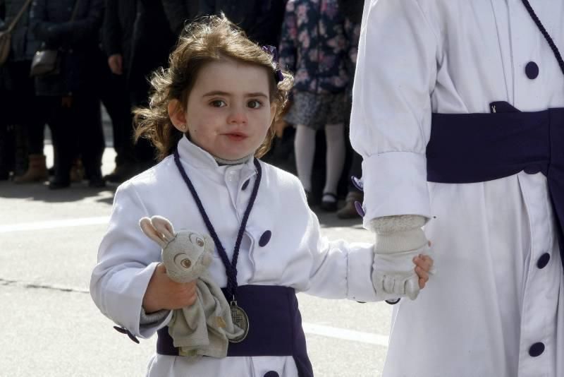 Imágenes de la procesión Abrazado a la Cruz