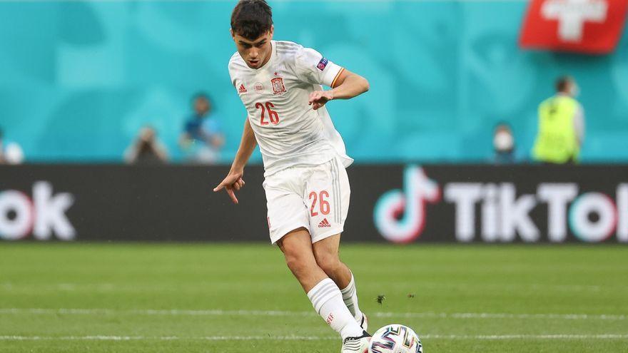 Pedri, durante el partido de la selección española.