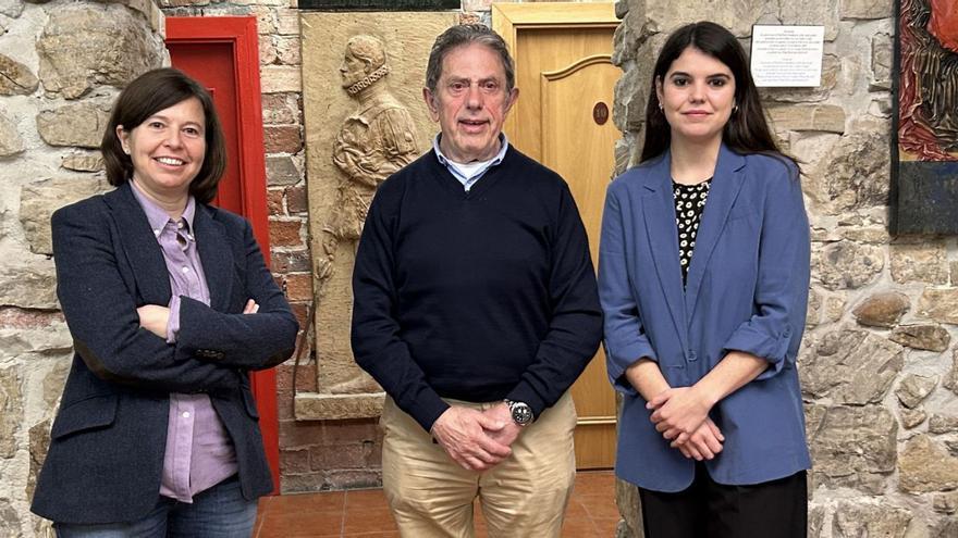 María Sánchez de Posada, Julio Álvarez y Raquel Ruiz, ayer, en la presentación de «Hostelería por el clima». | A. A.