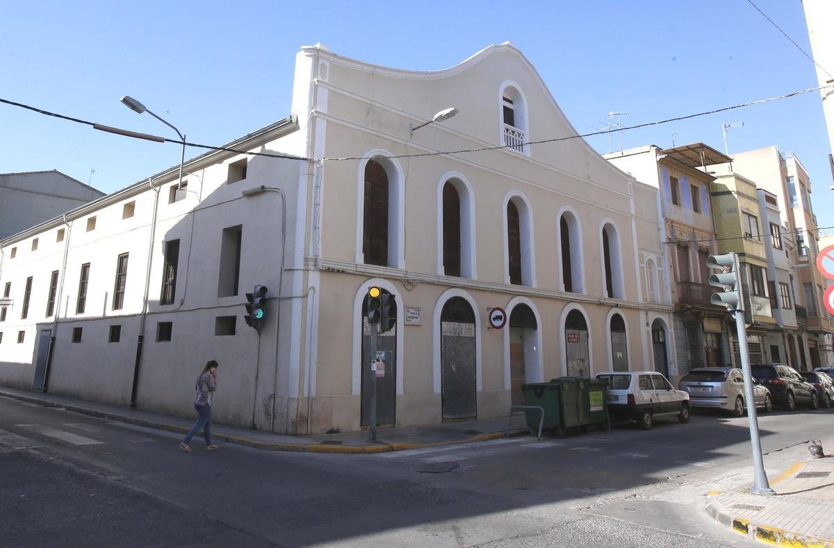 La rehabilitación del teatro El Siglo es una de las prioridades del ayuntamiento.