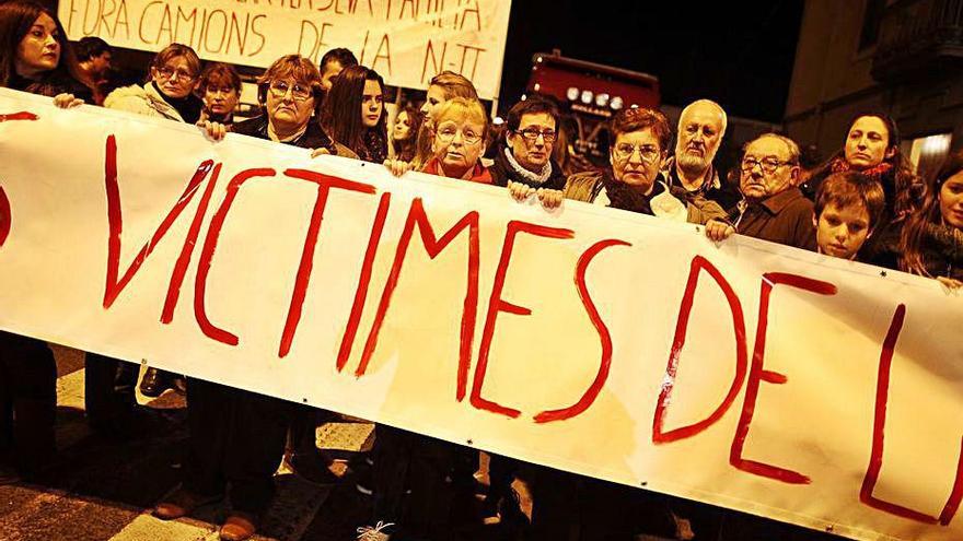 Una manifestació a Bàscara per una N-II més lliure