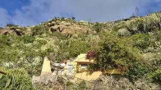 Un desprendimiento de rocas destroza una casa-cueva en Santa Brígida y obliga al realojo del matrimonio